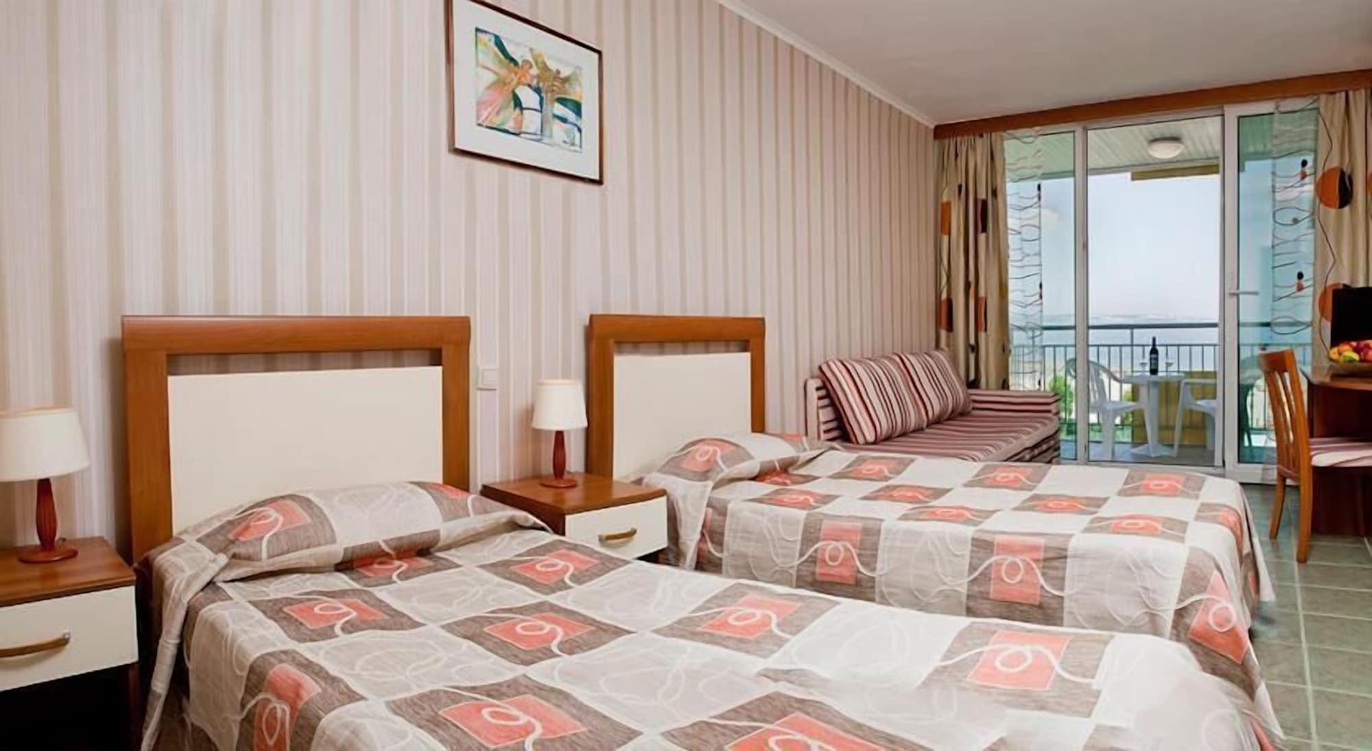 Hotel Laguna Garden Albena Buitenkant foto