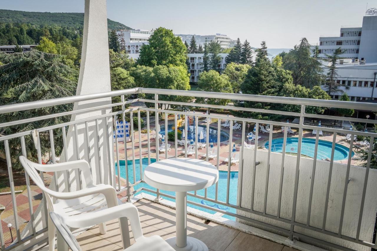 Hotel Laguna Garden Albena Buitenkant foto