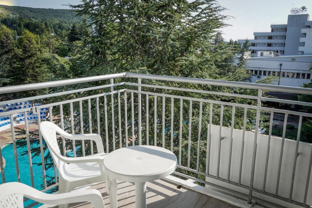 Hotel Laguna Garden Albena Buitenkant foto