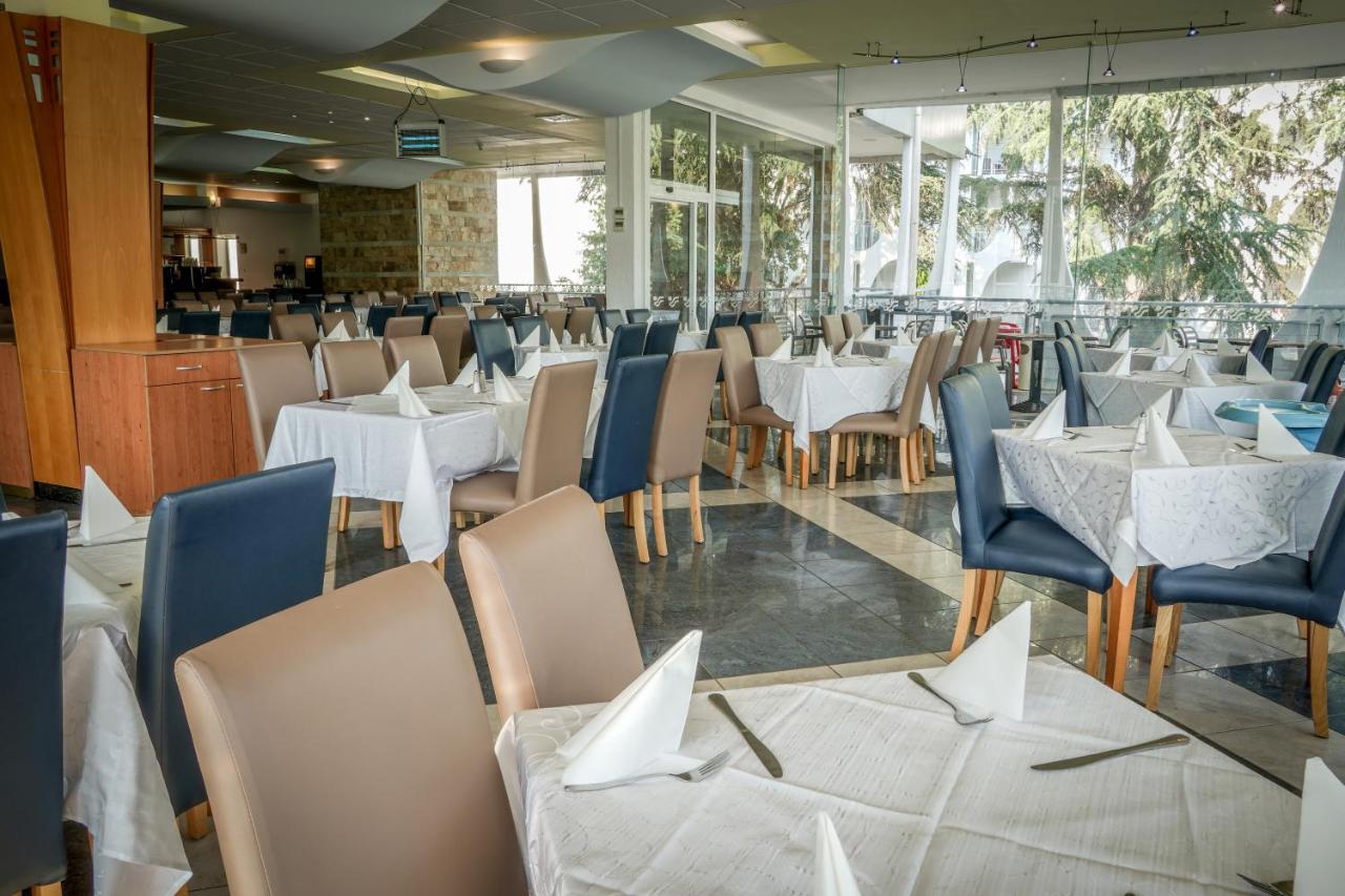 Hotel Laguna Garden Albena Buitenkant foto