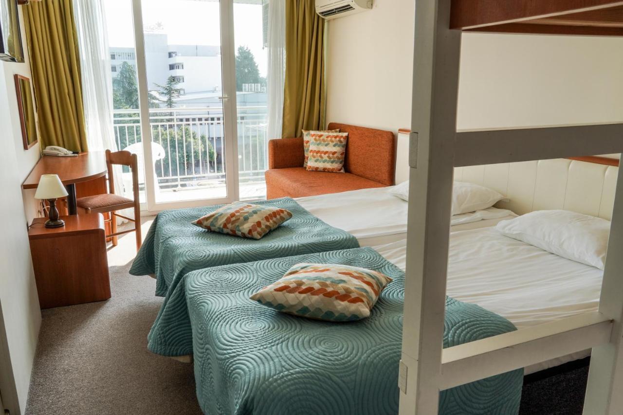 Hotel Laguna Garden Albena Buitenkant foto