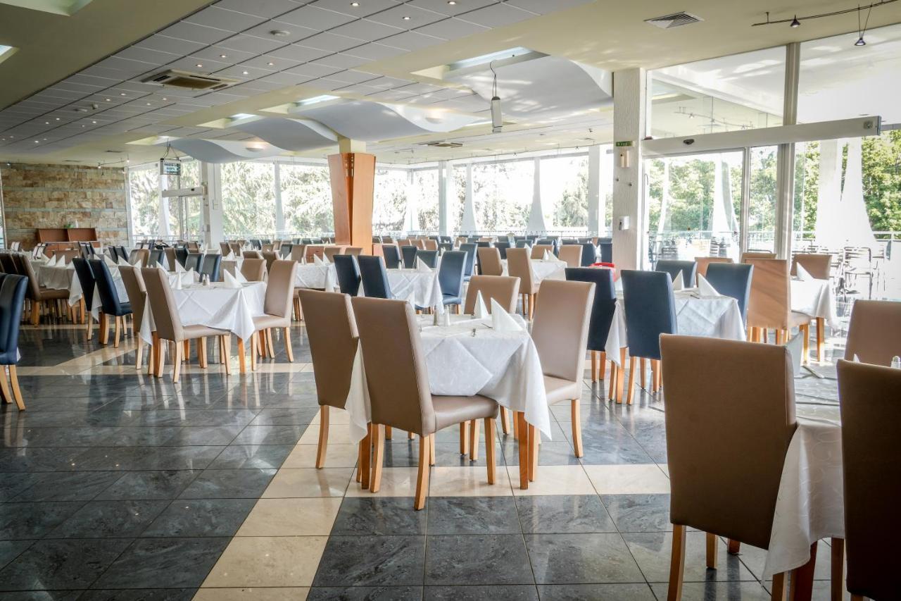 Hotel Laguna Garden Albena Buitenkant foto