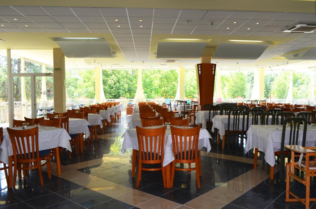Hotel Laguna Garden Albena Buitenkant foto