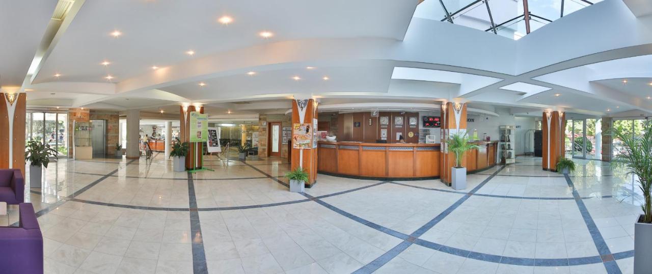 Hotel Laguna Garden Albena Buitenkant foto