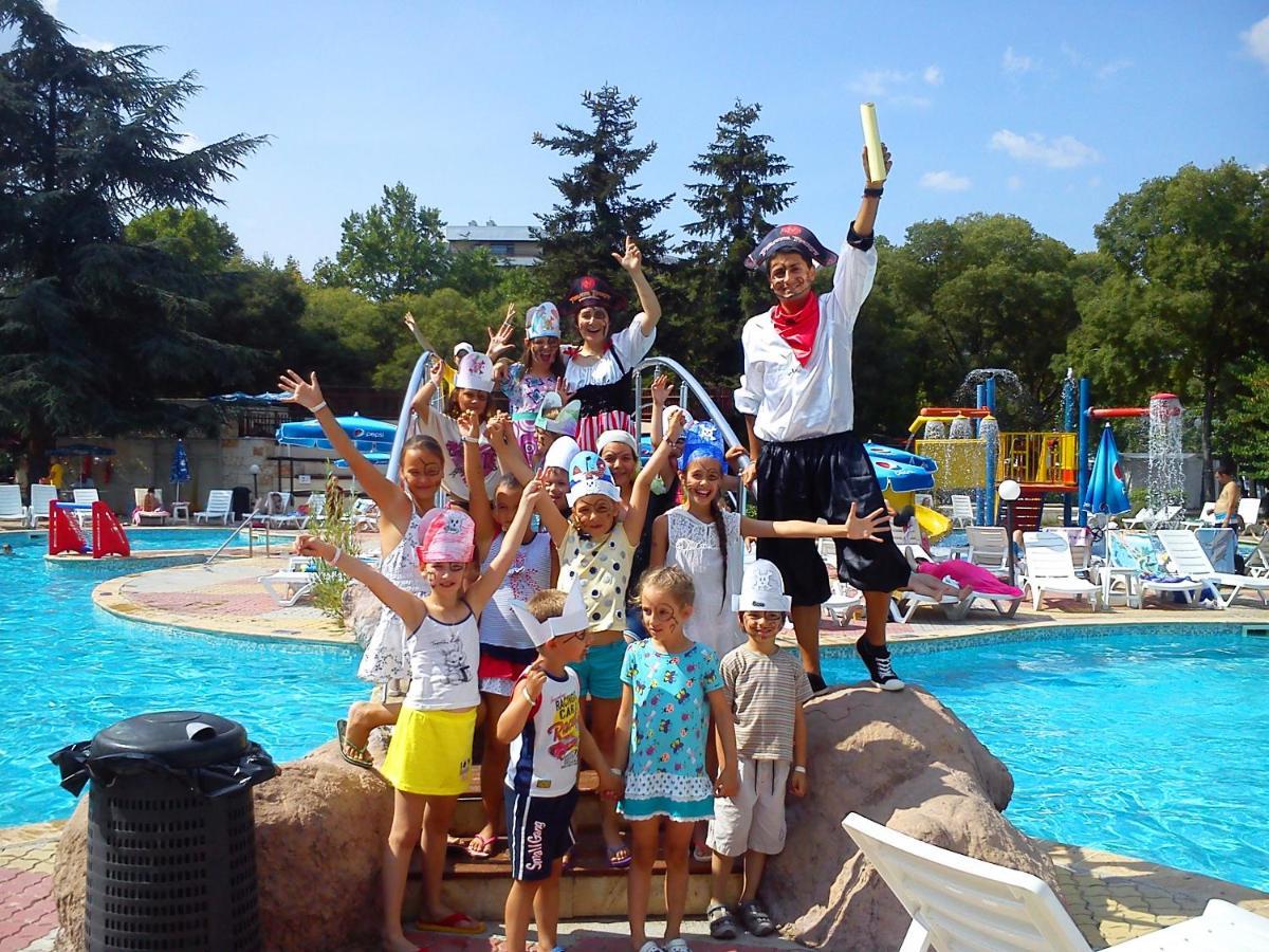 Hotel Laguna Garden Albena Buitenkant foto